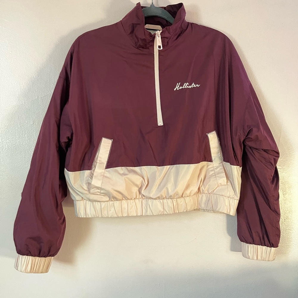 Hollister• Windbreaker jacket